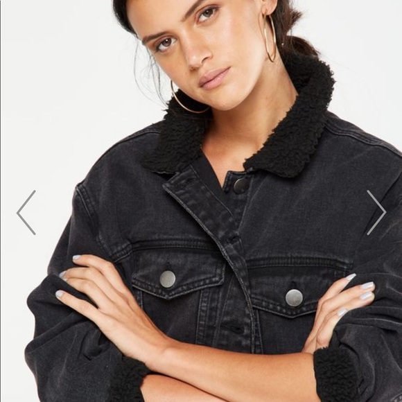 denim jacket with cotton collar